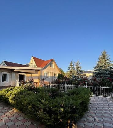 Гостевой дом на Иссык-Куле, Ак Орго Каракол, 10+ мест, Посуточно at lalafo.kg Гостевой дом на Иссык-Куле, Ак Орго Каракол, 10+ мест, Посуточно