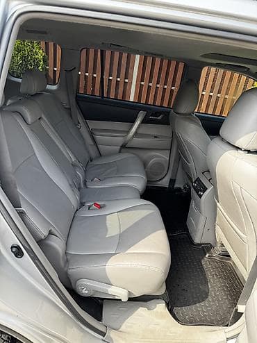 mazda 3: Toyota Highlander: 2011 г., 3.5 л, Автомат, Бензин, Внедорожник — 8