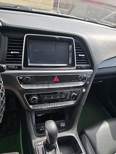 малибу пример: Hyundai Sonata: 2020 г., 2 л, Автомат, Газ, Седан — 5