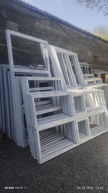 Пластиковое окно на заказ, Декоративные особенности: Фрамуга, Платная установка, Без рассрочки