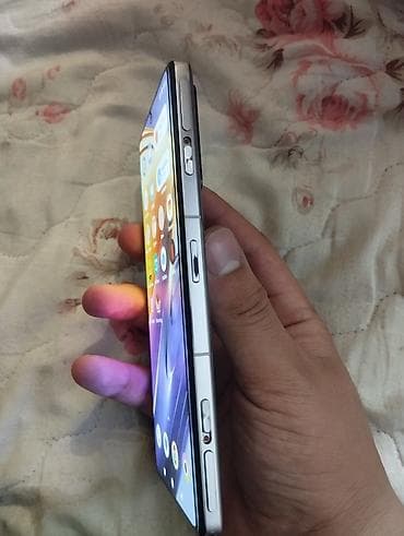 poco c55: Poco F4 GT, 256 ГБ, цвет - Серебристый — 3