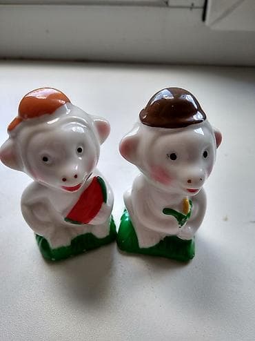 Үй жана бакча: Две винтажные фарфоровые фигуроки "Обезьянок". Высота 6 см — 1