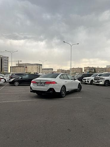 Продажа авто: BMW 5 series: 2023 г., 2 л, Робот, Бензин, Седан — 4