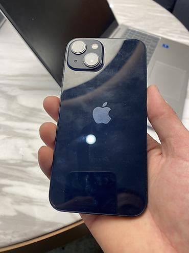 IPhone 13, Б/у, 128 ГБ, Черный, Зарядное устройство, Чехол, 86 %