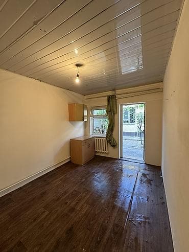 комнату с подселением бишкек: Сдаётся просторная комната в районе Рабочий городок. Комната большая — 4