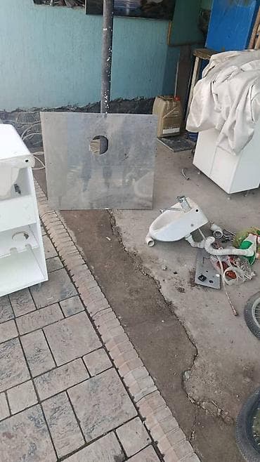 бу шкаф: Тумба для ванны, Б/у, С раковиной, ЛДСП, Самовывоз, цвет - Белый — 8