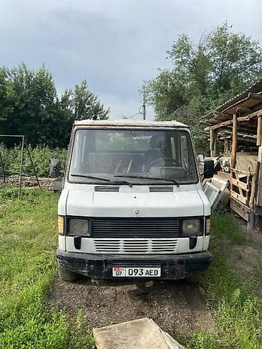 Транспорт: Жеңил жүк ташуучу унаа, Mercedes-Benz, Дубль, 3 т, Колдонулган — 1