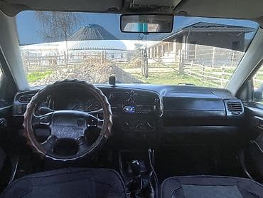 бокс для скутера: Volkswagen Vento: 1993 г., 1.8 л, Механика, Бензин, Седан — 7