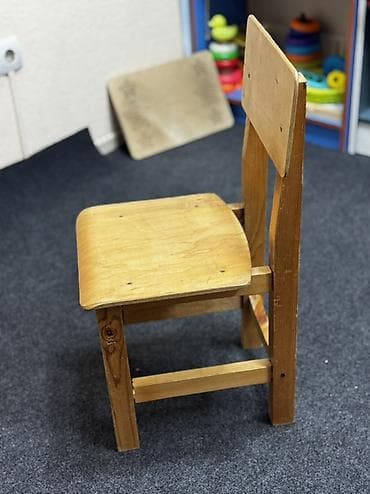 Комплекты детских столов и стульев: Детский стул, Дерево — 2