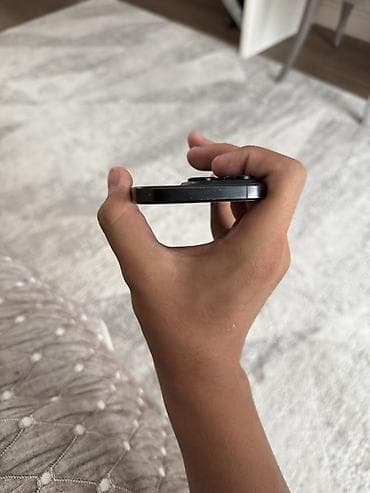 iphone 7 pluse: IPhone 16 Pro, Б/у, 128 ГБ, Black Titanium, Кабель, Коробка, 88 % — 7