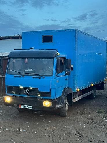 Грузовой фургон Mercedes‑Benz (синий, будка) Машинанын абалы абдан — 4