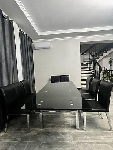 стеклянный стол со стульями на кухню: Стол и стул для зала, Б/у, Самовывоз, цвет - Черный — 2