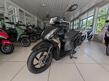 Скутер Honda DIO (серия AF/GB/110) — городской компакт с акцентом на