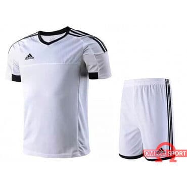 фудболка шорта: Футбольная форма Adidas Характеристики: Влагоотталкивающая ткань — 3