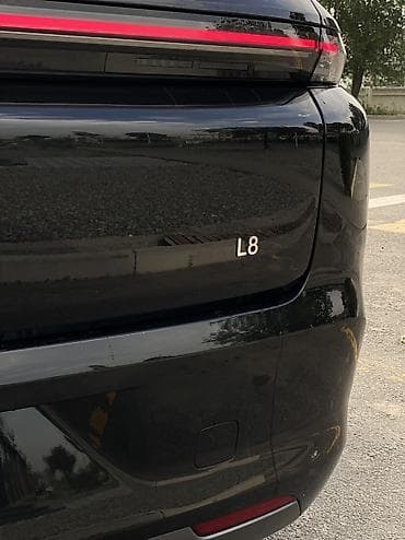 camry 5: Lixiang L8: 2025 г., 1.5 л, Автомат, Электромобиль, Кроссовер — 7