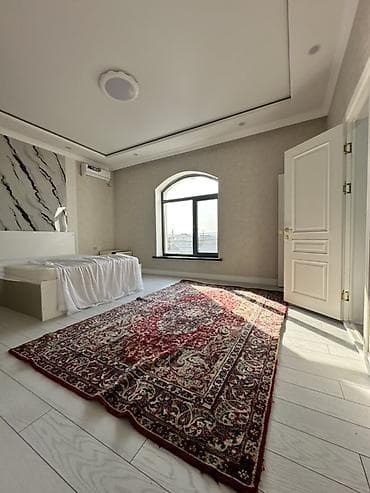 Аренда домов: 320 м², 5 комнат — 6