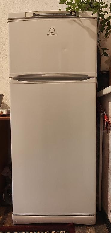 Ашкана техникасы: Муздаткыч Indesit, Колдонулган, Эки камералуу, 150 * — 1