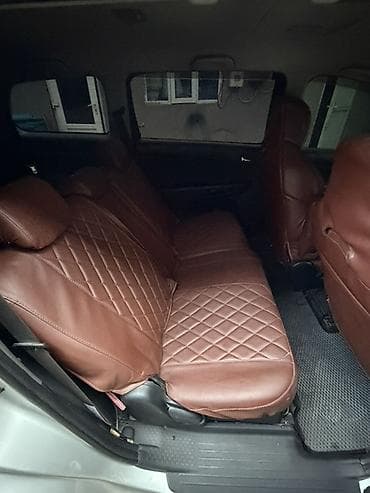 b class: Toyota WISH: 2004 г., 1.8 л, Автомат, Бензин, Универсал — 8