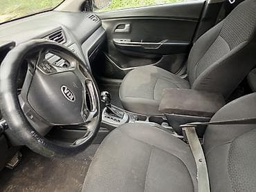 Продажа авто: Kia Rio: 2015 г., 1.6 л, Автомат, Бензин, Седан — 5
