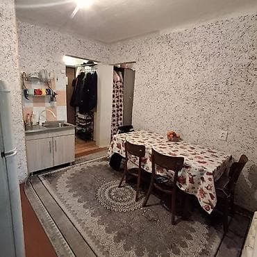 4: 🏡 СРОЧНО ПРОДАЕТСЯ! 1-комнатная квартира 📍 10 микрорайон 📐 Площадь — 2