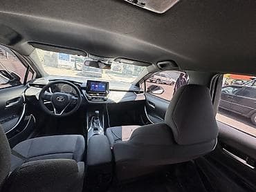 coroll: Toyota Corolla: 2022 г., 1.8 л, Вариатор, Гибрид, Седан — 7