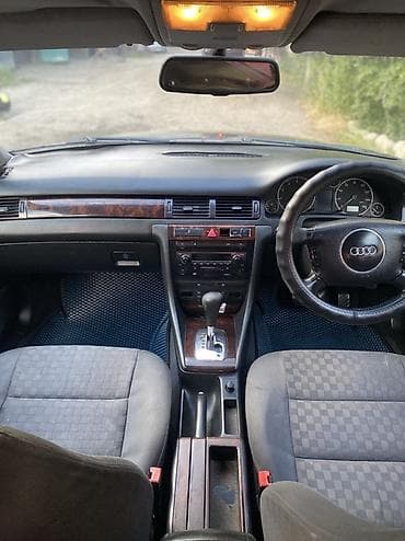 два авто: Audi A6: 2002 г., 2 л, Автомат, Бензин, Седан — 8