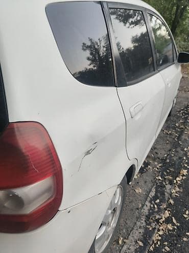 бампер fit: Honda Fit: 2002 г., 1.3 л, Вариатор, Бензин, Хэтчбэк — 8