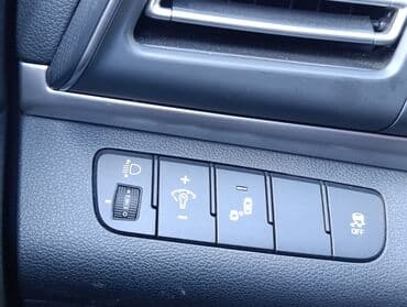 полик нексия 2: Hyundai Avante: 2019 г., 1.6 л, Вариатор, Бензиновая, Седан — 21