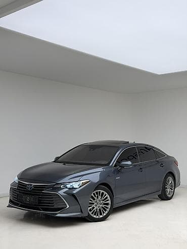 клим: Toyota Avalon: 2019 г., Гибрид, Седан — 3