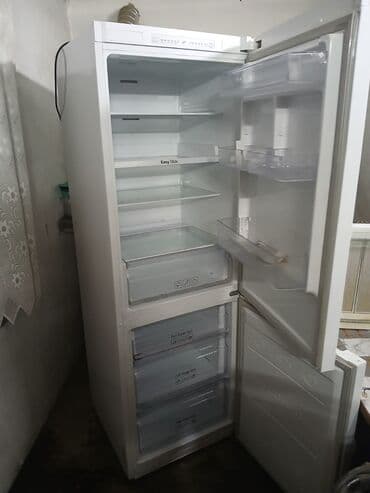 холодильник кухонный: Холодильник Samsung, Двухкамерный — 3