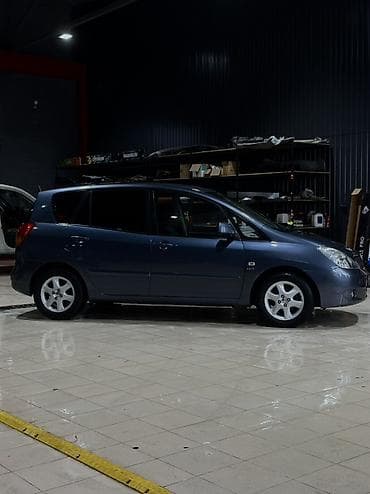 тайота noax: Toyota Corolla Verso: 2003 г., 1.6 л, Механика, Бензин, Минивэн — 3