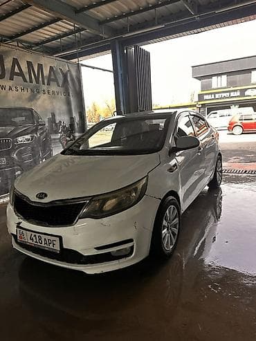 кызыл кия кыз: Kia Rio: 2015 г., Кол менен иштөөчү, Бензин, Седан — 6
