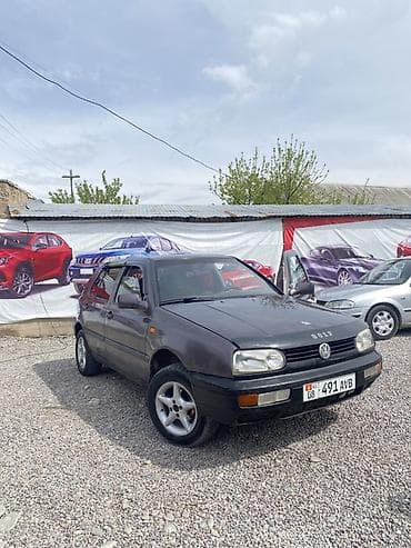 mini car: Volkswagen Golf: 1994 г., 1.6 л, Ручные, Бензин, Хэтчбэк — 1