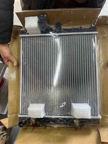 Ниссан марч к 11, к 12 Основной радиатор Радиатор охлаждения