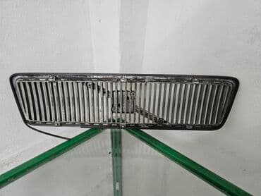 купить передний бампер на ауди 80 б4: Решетка радиатора Volvo 1997 г., Б/у, Оригинал — 2