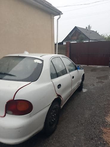 elantra 2024: Hyundai Accent: 1996 г., 1.6 л, Механика, Бензин, Седан — 5