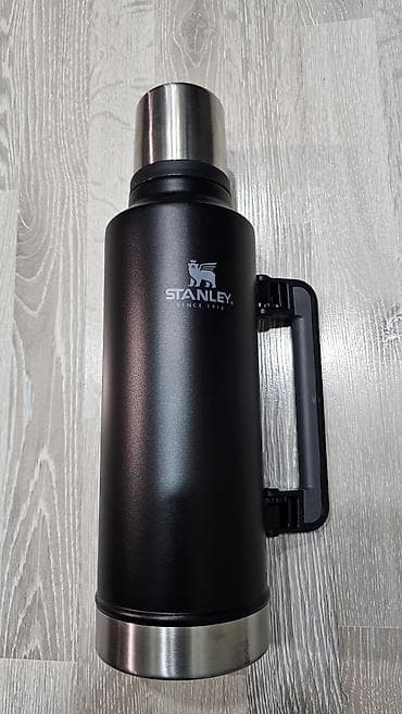 Спорт жана эс алуу: Термос Stanley Classic Bottle 1.9 л (2 QT) - Легендарная серия — 2