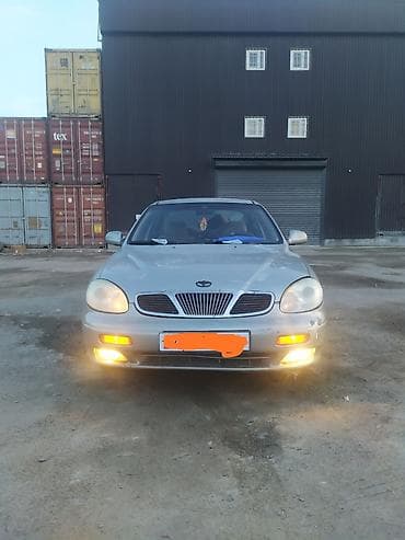 Daewoo Leganza: 1997 г., 1.8 л, Ручные, Бензин, Седан