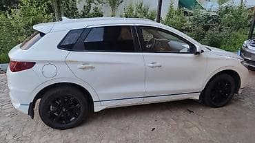 2 2 сд: BYD E2: 2021 г., Электромобиль, Кроссовер — 2