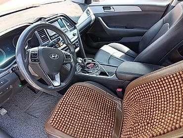 Hyundai Sonata: 2019 г., 2 л, Автомат, Газ, Седан