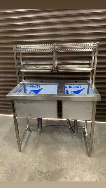 оборудование для общепита: Ванна моечная, мойка, стол из нержавейки, стол нейтральный, стеллажи — 14