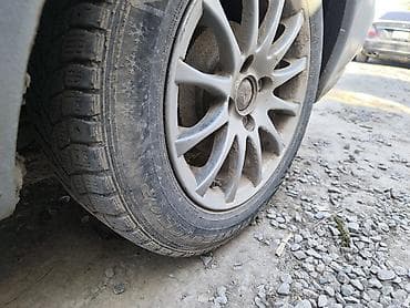 clio: Колеса в сборе R 15, Зимняя шипованная, Б/у, Комплект, Литые, отверстий - 4 — 2