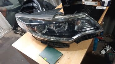 запчасти на тойота сурф в бишкеке: Комплект передних фар Kia 2018 г., Б/у, Оригинал — 2