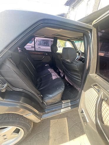 Продажа авто: Mercedes-Benz W124: 1995 г., 2.2 л, Механика, Бензин, Седан — 8