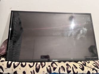 Продаю телевизор Hisense состояние хорошее всё работает . Подойдёт