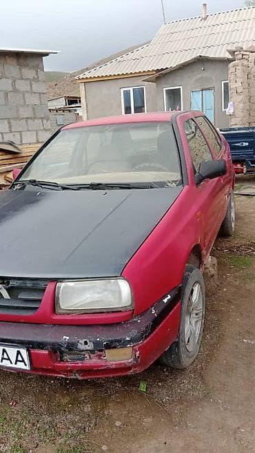 audi a4 b5: Volkswagen Vento: 1993 г., 1.8 л, Ручные, Седан — 4