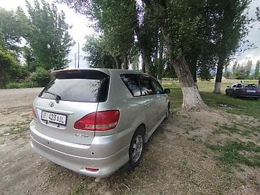 lada vaz2107: Toyota Ipsum: 2001 г., 2.4 л, Автомат, Бензин, Минивэн — 5