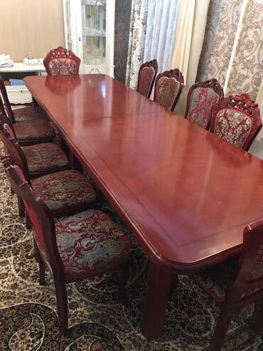 Стол и стул для зала at lalafo.kg Стол и стул для зала