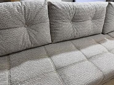 диван эски: Бурчу бар диван, Жастыктар менен — 3