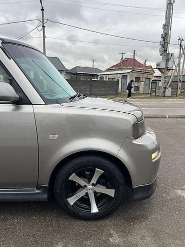 yamaha мото: Toyota bB: 2004 г., 1.3 л, Автомат, Бензин, Минивэн — 6